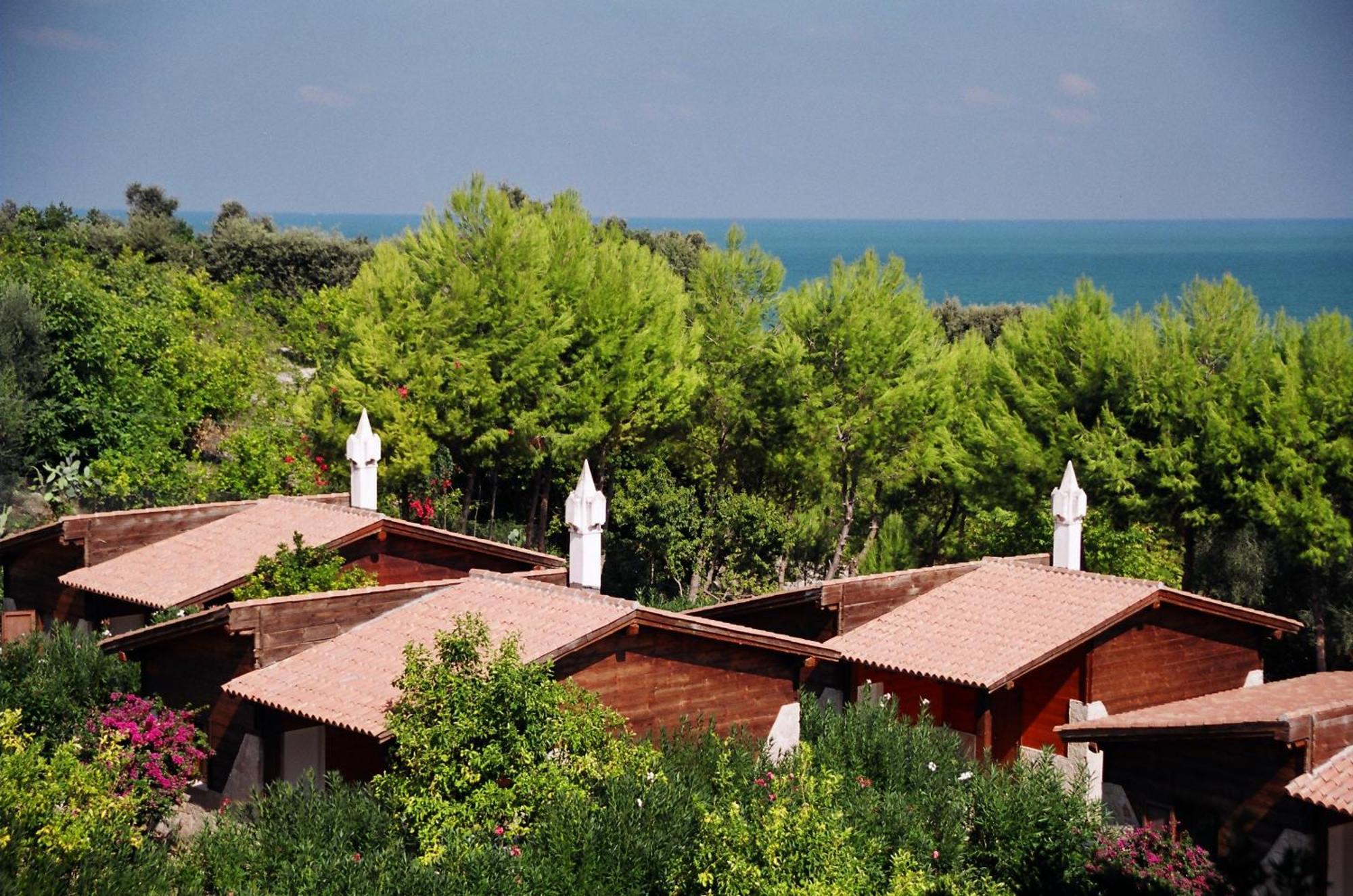 Tenuta Molino Di Mare- Ecoresort Con Villini Rodi Garganico Kültér fotó