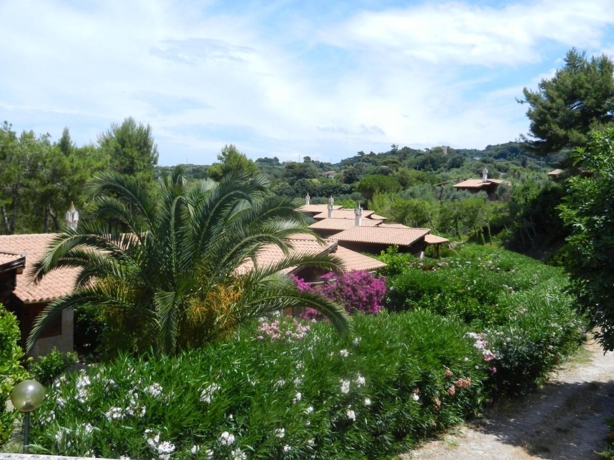 Tenuta Molino Di Mare- Ecoresort Con Villini Rodi Garganico Kültér fotó